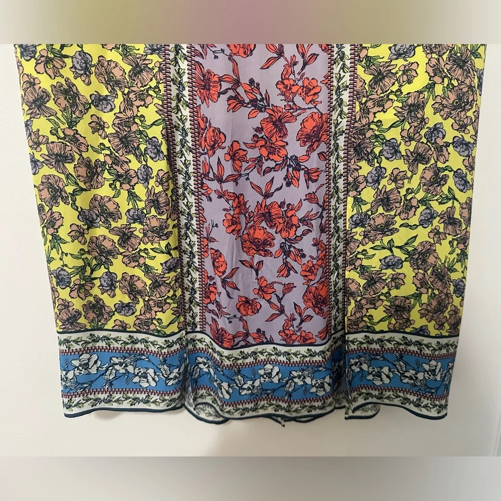 Alice + Olivia Athena midi floral swingy viscose skirt w/ slits -8 (fits like 6) - Picture 6 of 16